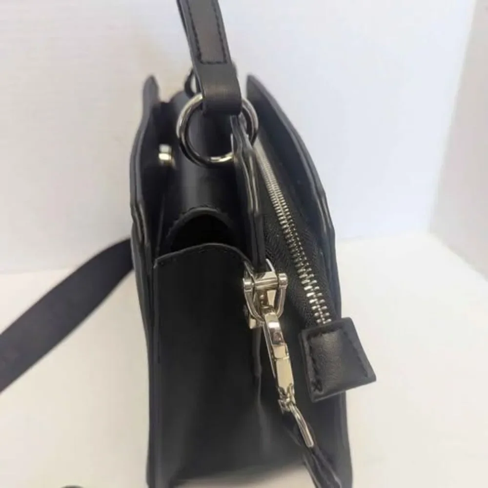 Steve Madden Bevelyn Black Crossbody Bag Purse for Her 9x7x5